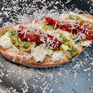 Bruschetta Genovese