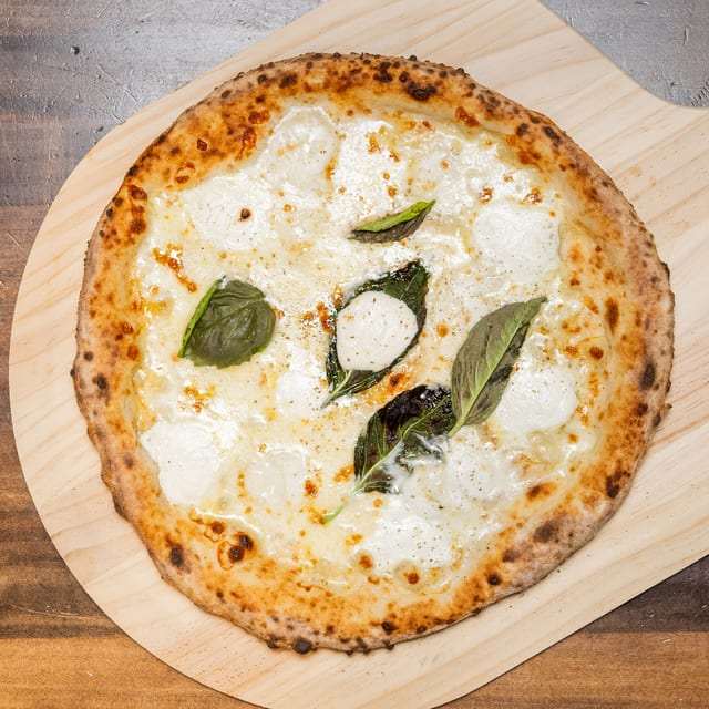 Bianca Pizza.