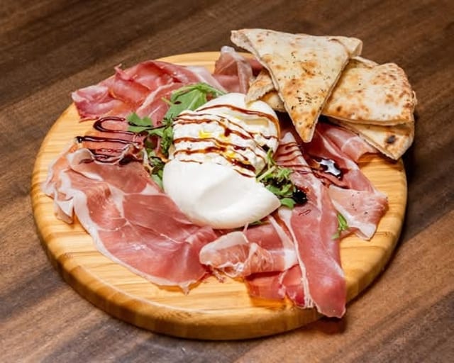 Burrata & Prosciutto Board.